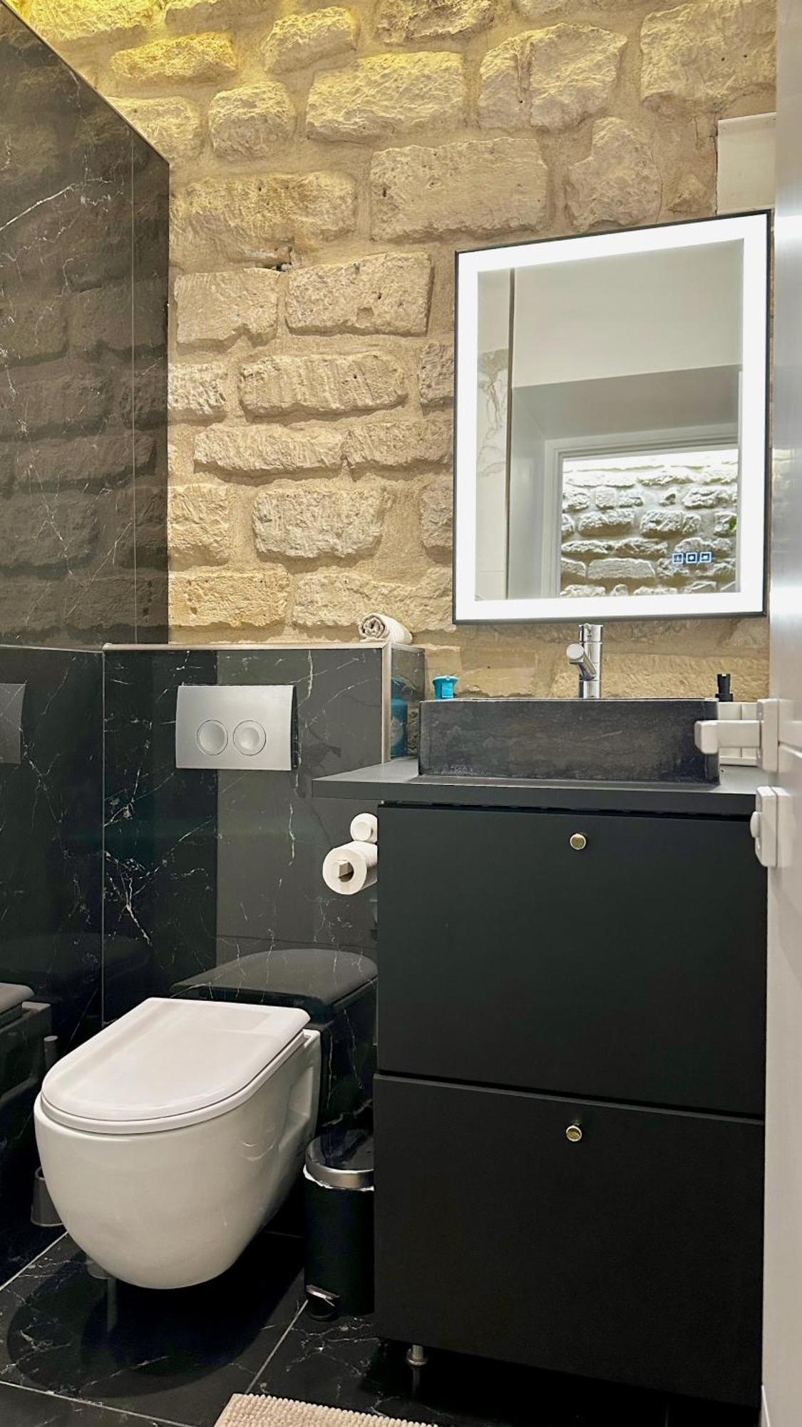 Appartement Amelot, Charming & Pierre *